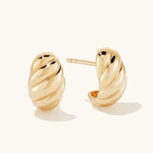 Mejuri Bold Croissant Dome Huggies